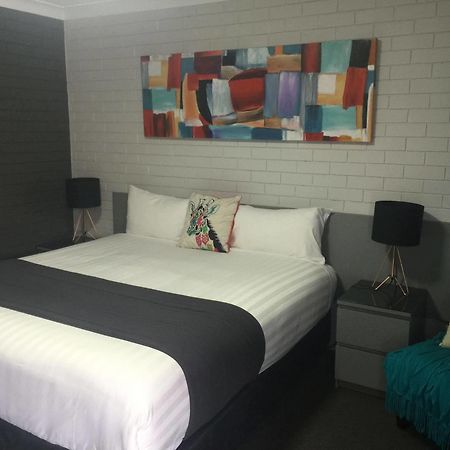 Blue Violet Motor Inn Toowoomba Dış mekan fotoğraf