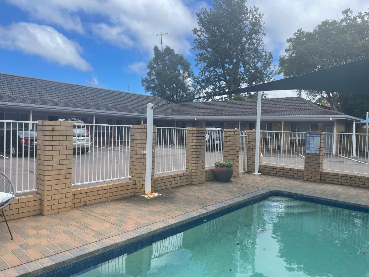 Blue Violet Motor Inn Toowoomba Dış mekan fotoğraf