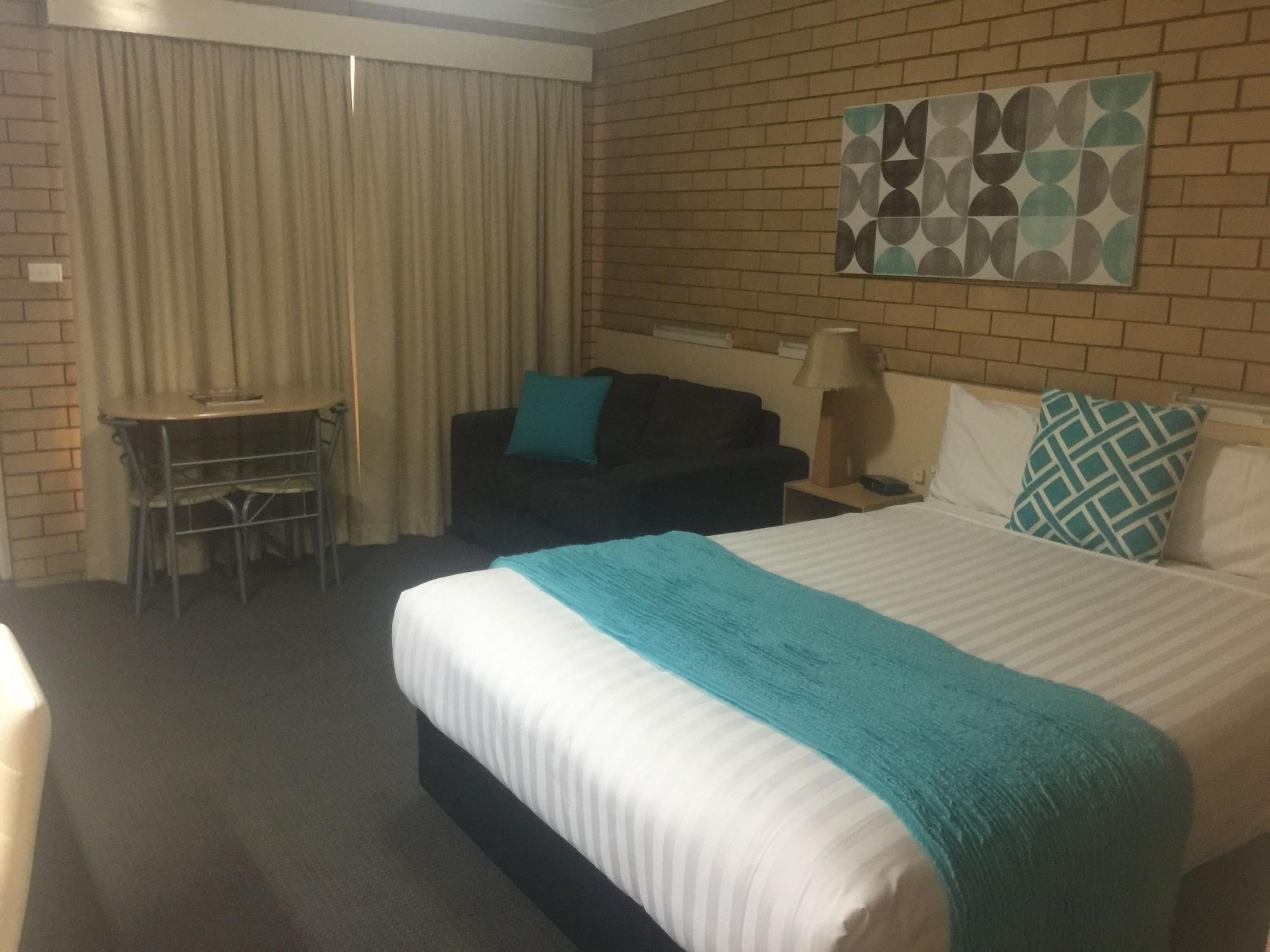 Blue Violet Motor Inn Toowoomba Dış mekan fotoğraf