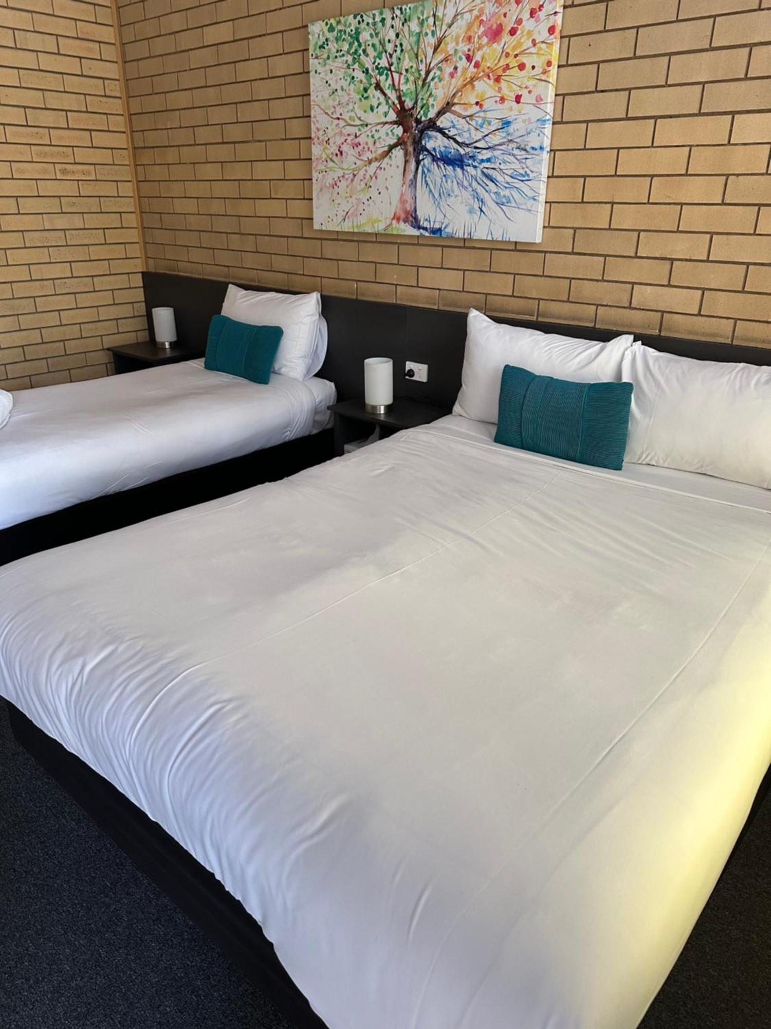 Blue Violet Motor Inn Toowoomba Dış mekan fotoğraf