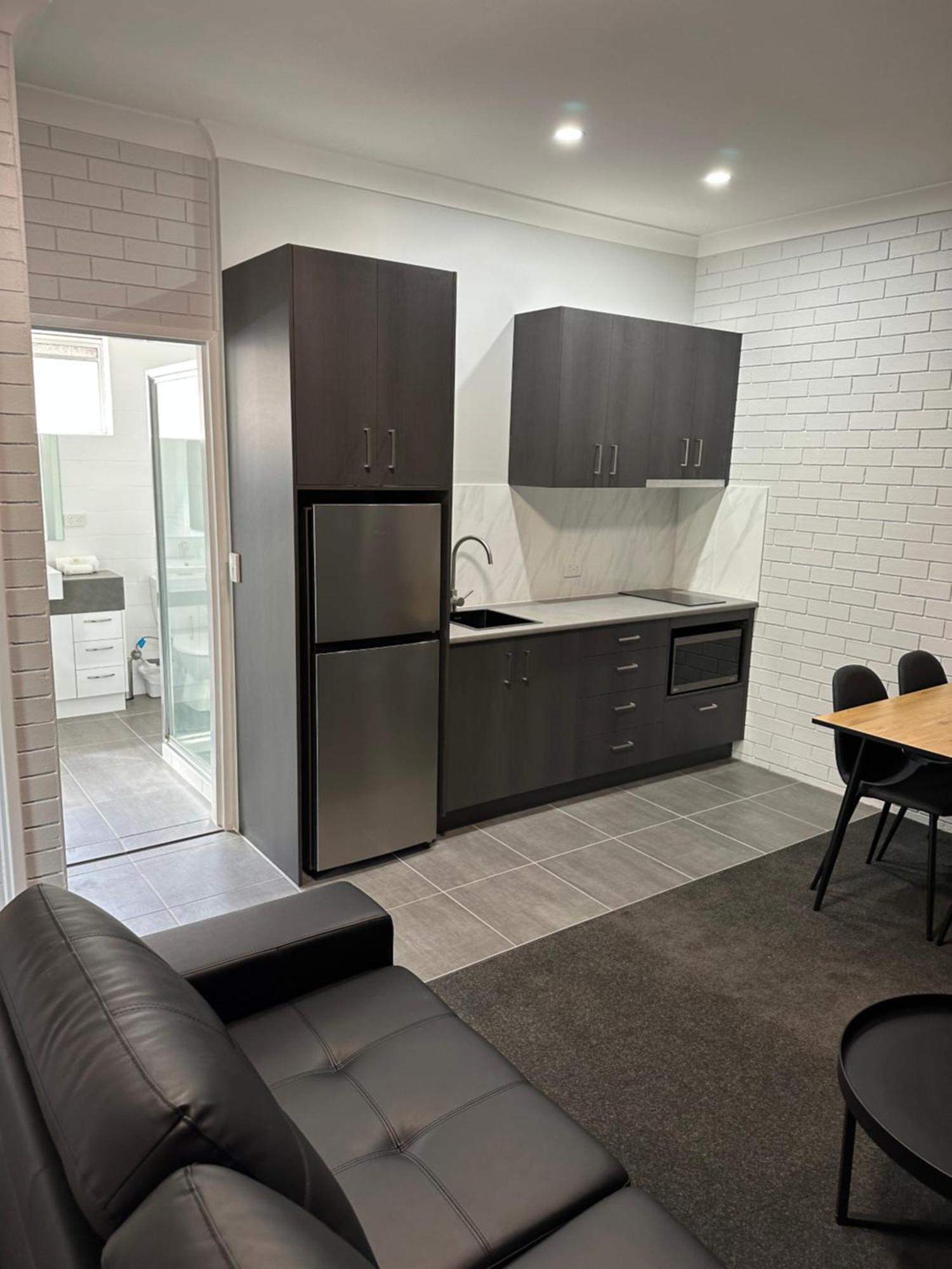 Blue Violet Motor Inn Toowoomba Dış mekan fotoğraf