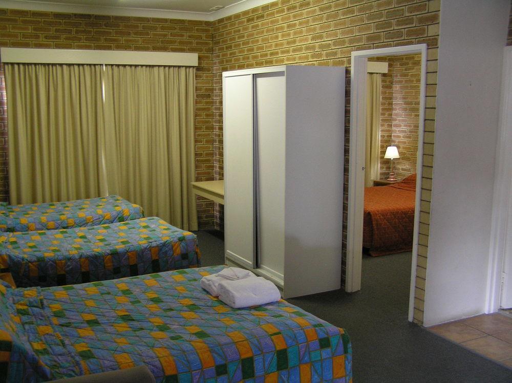 Blue Violet Motor Inn Toowoomba Dış mekan fotoğraf