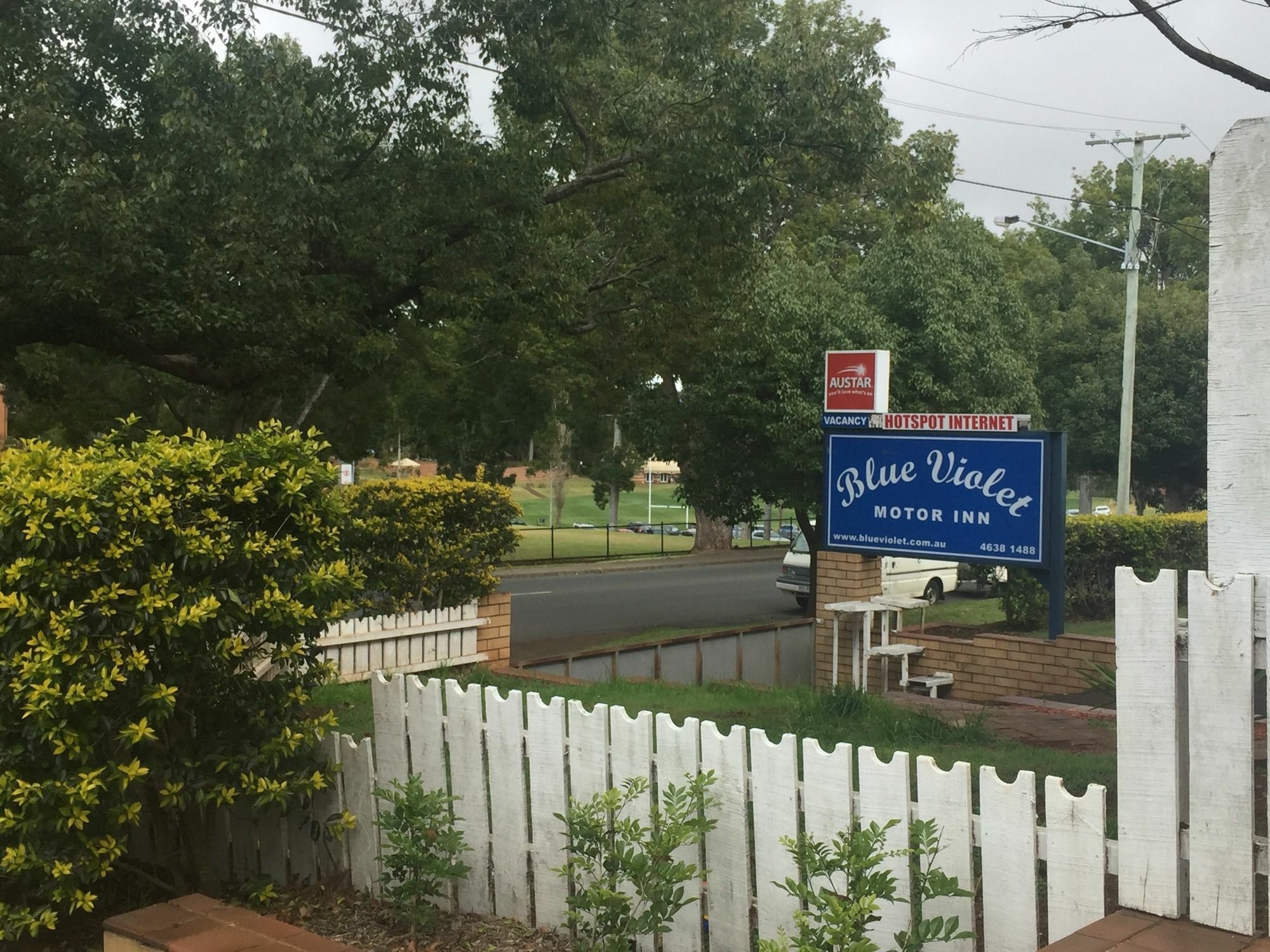 Blue Violet Motor Inn Toowoomba Dış mekan fotoğraf